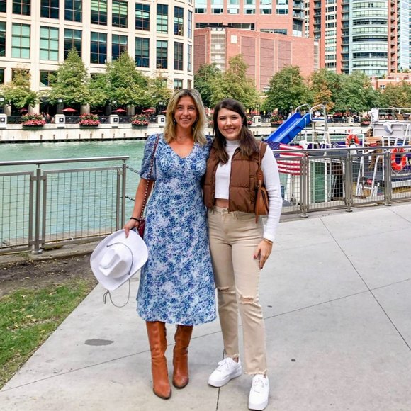 BCBGeneration Puff Sleeve Midi Dress - Picture 4 of 4